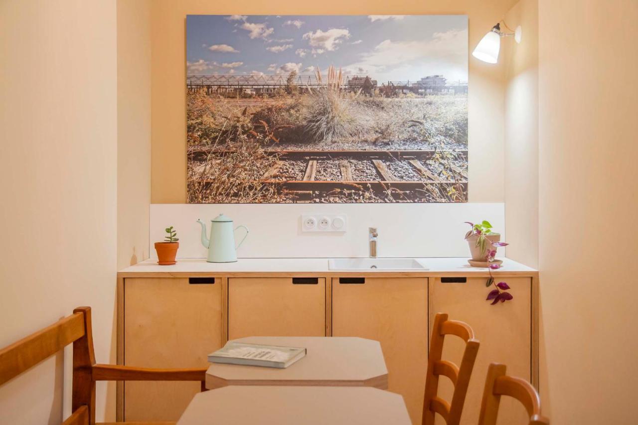 Une Chambre A L'Economat Бордо Экстерьер фото